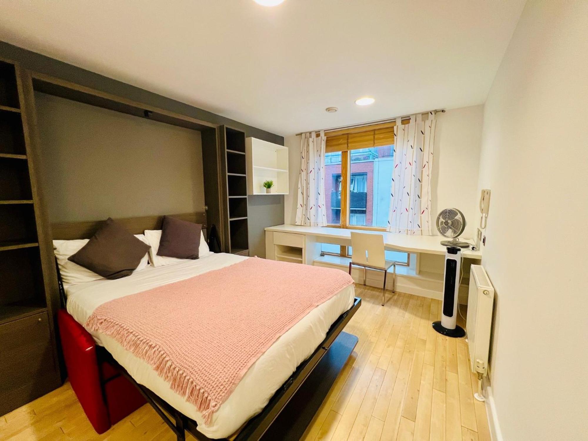 Stuhomes - Arundel House Londen Buitenkant foto